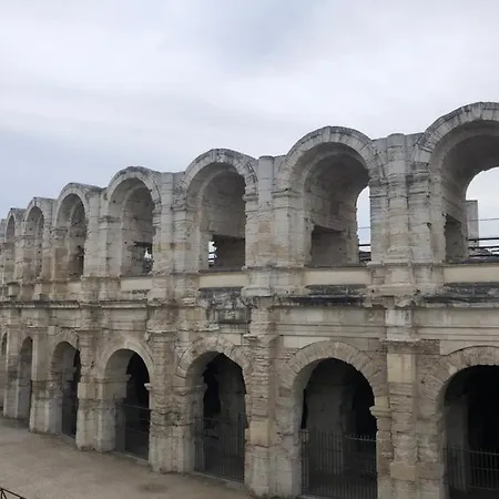 Entre Les Arenes Et La Major Apartment Arles Exterior photo